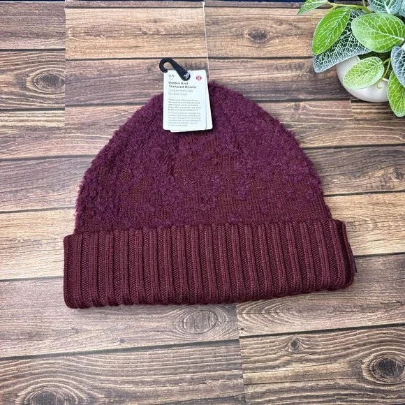 NWT Lululemon Ombre Knit Textured Beanie O/S (Red Merlot) - Picture 3 of 13